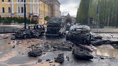 Scene from Ucraina, esplosioni nel centro di Kiev: ci sono morti e feriti