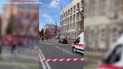 Scene from Ucraina, esplosioni nel centro di Kiev: ci sono morti e feriti