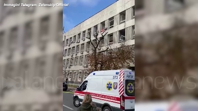 Scene from Ucraina, esplosioni nel centro di Kiev: ci sono morti e feriti