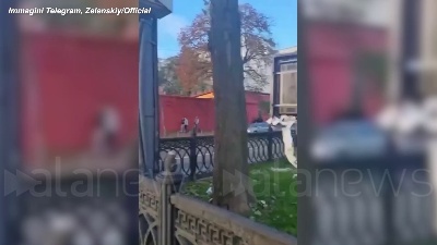 Scene from Ucraina, esplosioni nel centro di Kiev: ci sono morti e feriti