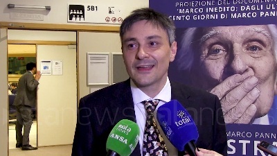 Scene from Marco Pannella, Presentazione del documentario di Simona Ventura al Parlamento europeo