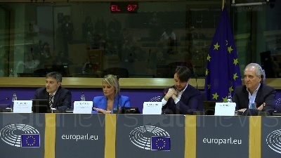 Scene from Marco Pannella, Presentazione del documentario di Simona Ventura al Parlamento europeo