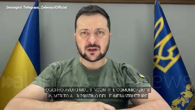 Scene from Ucraina, Zelensky: "Droni da Iran sono il simbolo del fallimento di Mosca"