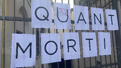 Scene from Milano, ciclisti manifestano: "Più sicurezza per chi sceglie la mobilità sostenibile"