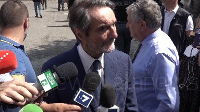 Scene from Maxi rissa, Fontana: "Spero si arrivi a sgombero totale abusivi"