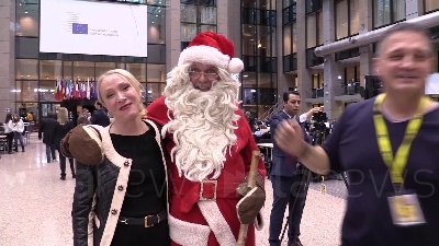 Scene from Babbo Natale al Consiglio europeo