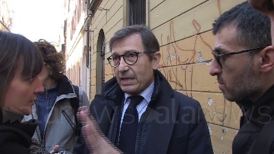 Scene from Mezzacapo, avv. Petrelli: "Il mio assistito ha svolto solo attività professionali"