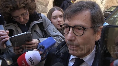 Scene from Mezzacapo, avv. Petrelli: "Il mio assistito ha svolto solo attività professionali"