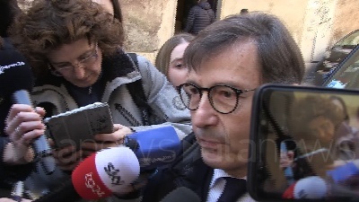 Scene from Mezzacapo, avv. Petrelli: "Il mio assistito ha svolto solo attività professionali"