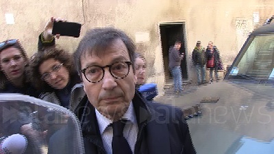 Scene from Mezzacapo, avv. Petrelli: "Il mio assistito ha svolto solo attività professionali"