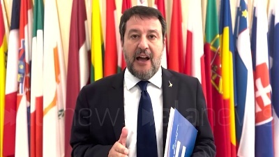 Scene from Auto, Salvini: "Contrari ad una transizione forzata e imposta da Bruxelles"