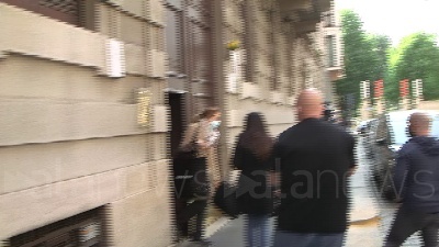 Scene from Morte Milva, il dolore della figlia: "Tra qualche giorno faremo sapere per la camera ardente