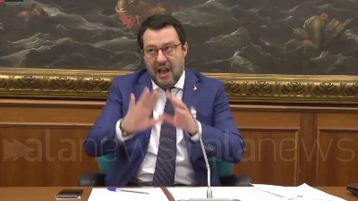 Scene from Salvini: "Se è vero piano segreto non svelato qualcuno ne risponderà"