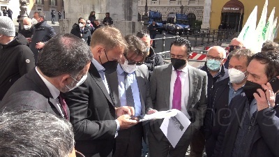 Scene from Roma, manifestazione di Confesercenti a Montecitorio