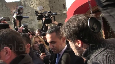 Scene from Di Maio: "Dissidenti? Tutti si adegueranno alla linea decisa dagli iscritti"