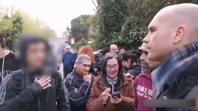 Scene from Simone, il 15enne che a Torre Maura ha sfidato Casapound