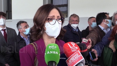 Scene from Energia, Gelmini: "Occorre passare ad un'economia di guerra"