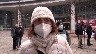 Scene from Covid, flash mob a Milano contro riforma sanitaria lombarda: "Va cancellata non modificata"