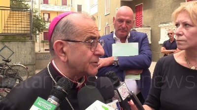 Scene from Caro affitti Milano, monsignor Delpini: "Problema va affrontato degli enti pubblici"