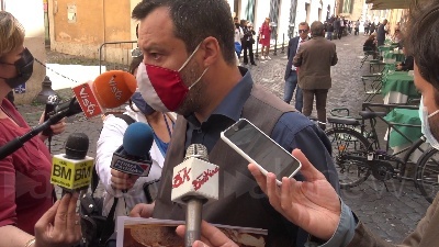 Scene from Amministrative, Salvini: "La certezza è che a differenza degli altri il cdx è unito"