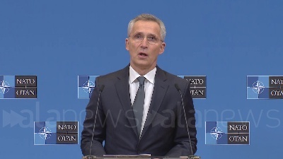 Scene from Ucraina, Stoltenberg: "Nato reagirà a qualunque attacco a un alleato"