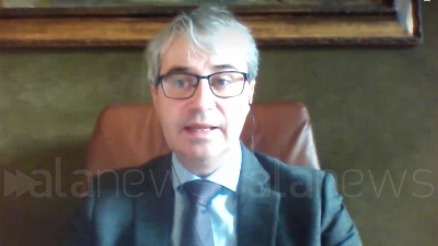 Scene from Covid, il sindaco di Varese: "Invertire la rotta o qui la nuova Alzano"