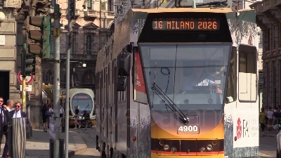 Scene from Olimpiadi a Milano, Atm festeggia con messaggi su tram e bus