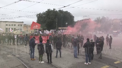 Scene from Scuola, Miur blindato per la protesta degli studenti: "No alla propaganda della Azzolina"