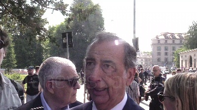Scene from Sala: "Le violenze dei no Tav sono un atto criminale"