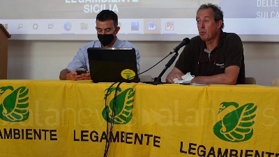 Scene from Legambiente, svelato in Sicilia il Rapporto Cave 2021