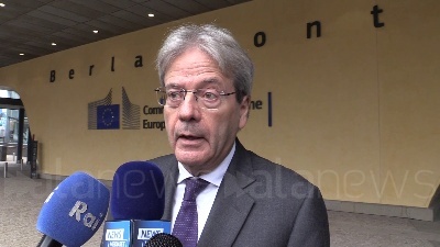 Scene from Migranti, Gentiloni: "Non possiamo accettare minacce Bielorussia"