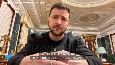 Scene from Energia, Zelensky: "Price cap su greggio russo è decisione debole"