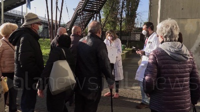 Scene from Lombardia, over 80 "mandati allo sbaraglio" in cerca del vaccino