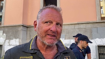 Scene from Incendio in casa di riposo a Milano, Cardinali: "Ospiti portati fuori in braccio"