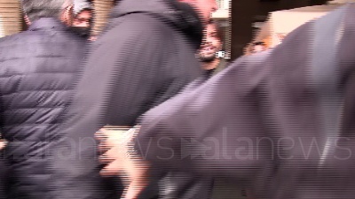Scene from Milano, giornalista di La7 aggredito durante la manifestazione No Paura Day