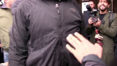 Scene from Milano, giornalista di La7 aggredito durante la manifestazione No Paura Day