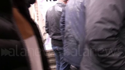 Scene from Milano, giornalista di La7 aggredito durante la manifestazione No Paura Day