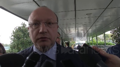Scene from Boccia: "Noi chiediamo incontri non favori"