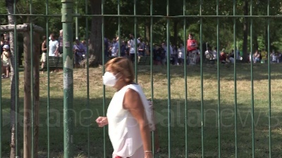 Scene from Milano, in tantissimi per l'ultimo "grazie" a Gino Strada
