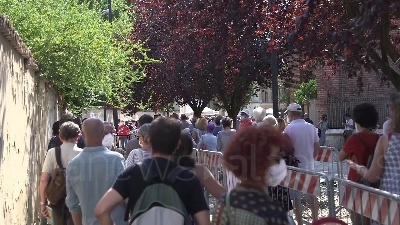 Scene from Milano, in tantissimi per l'ultimo "grazie" a Gino Strada