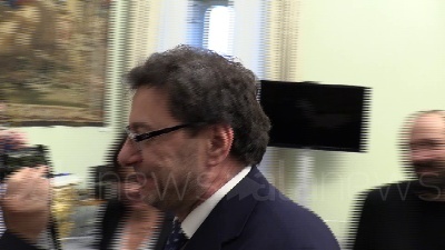 Scene from Manovra, Giorgetti: "Con Ue pareggio in trasferta con gol"