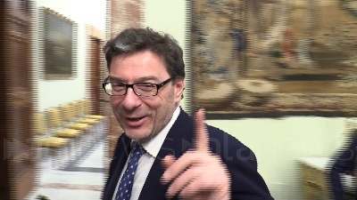 Scene from Manovra, Giorgetti: "Con Ue pareggio in trasferta con gol"