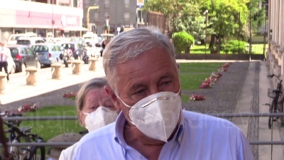 Scene from Trivulzio, ripartono le visite dei parenti: "Che gioia vedere mia madre dopo 4 mesi"