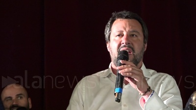 Scene from Salvini attacca Fazio: "Comunista con il rolex, non ci vado"