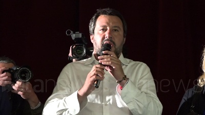 Scene from Salvini attacca Fazio: "Comunista con il rolex, non ci vado"