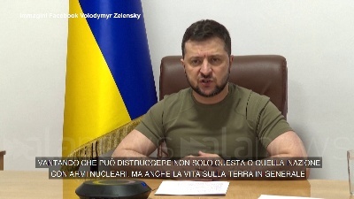 Scene from Ucraina, Zelensky chiede al Qatar di aumentare produzione gas