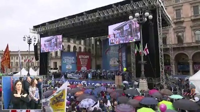 Scene from Salvini: "Estremisti sono altri, qui non ci sono le ultradestre"