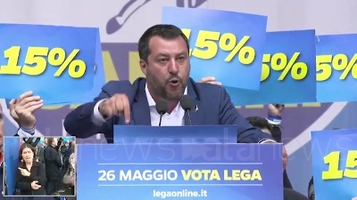 Scene from Salvini: "Estremisti sono altri, qui non ci sono le ultradestre"
