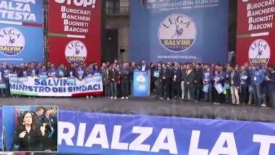 Scene from Salvini: "Estremisti sono altri, qui non ci sono le ultradestre"