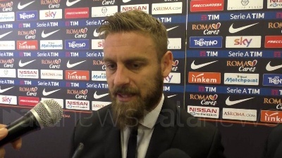 Scene from L'audio di De Rossi ad un amico: "Sono due anni che non mi parlano"